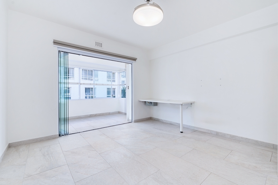 2 Bedroom Property for Sale in Bantry Bay Western Cape